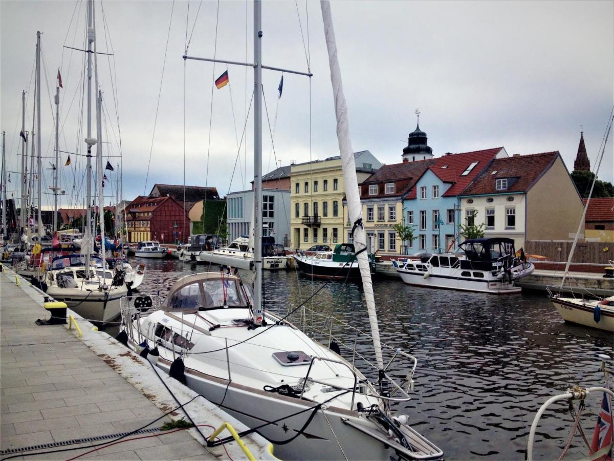 Fischerhaus Godewind 60 Qm Altwarp 外观 照片