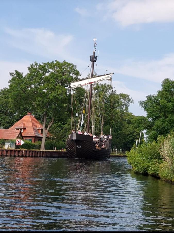 Fischerhaus Godewind 60 Qm Altwarp 外观 照片